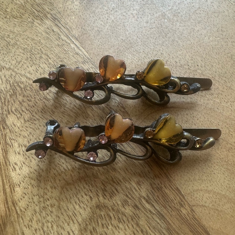 Heart Accent Floral Hair Clips - Amber & Yellow - Picture 3 of 12